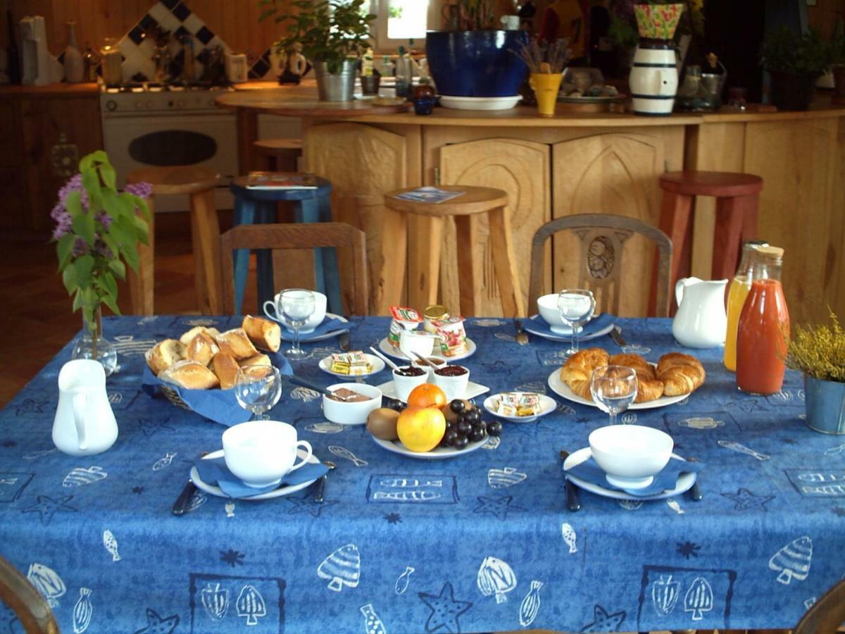 Les Chenes Bleus Bed and Breakfast Sainte-Marie-de-Ré Exteriör bild