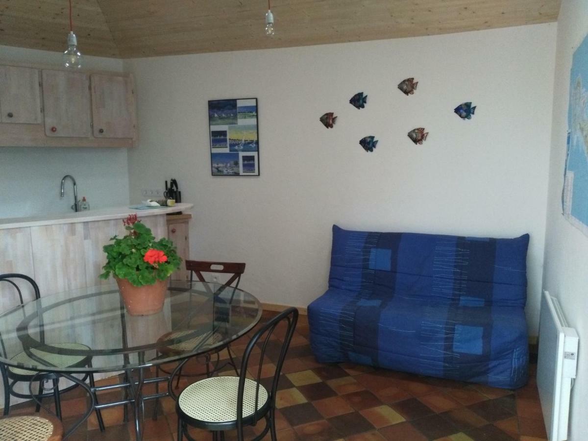Les Chenes Bleus Bed and Breakfast Sainte-Marie-de-Ré Exteriör bild